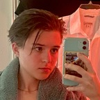 Profile picture of dela_kou