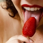 Profile picture of lady_thabata