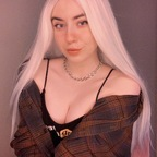 lolafawn avatar