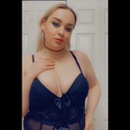 Profile picture of rosefeatherr