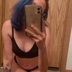 urbluehairedbabe avatar