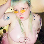 Profile picture of vixvoyeur